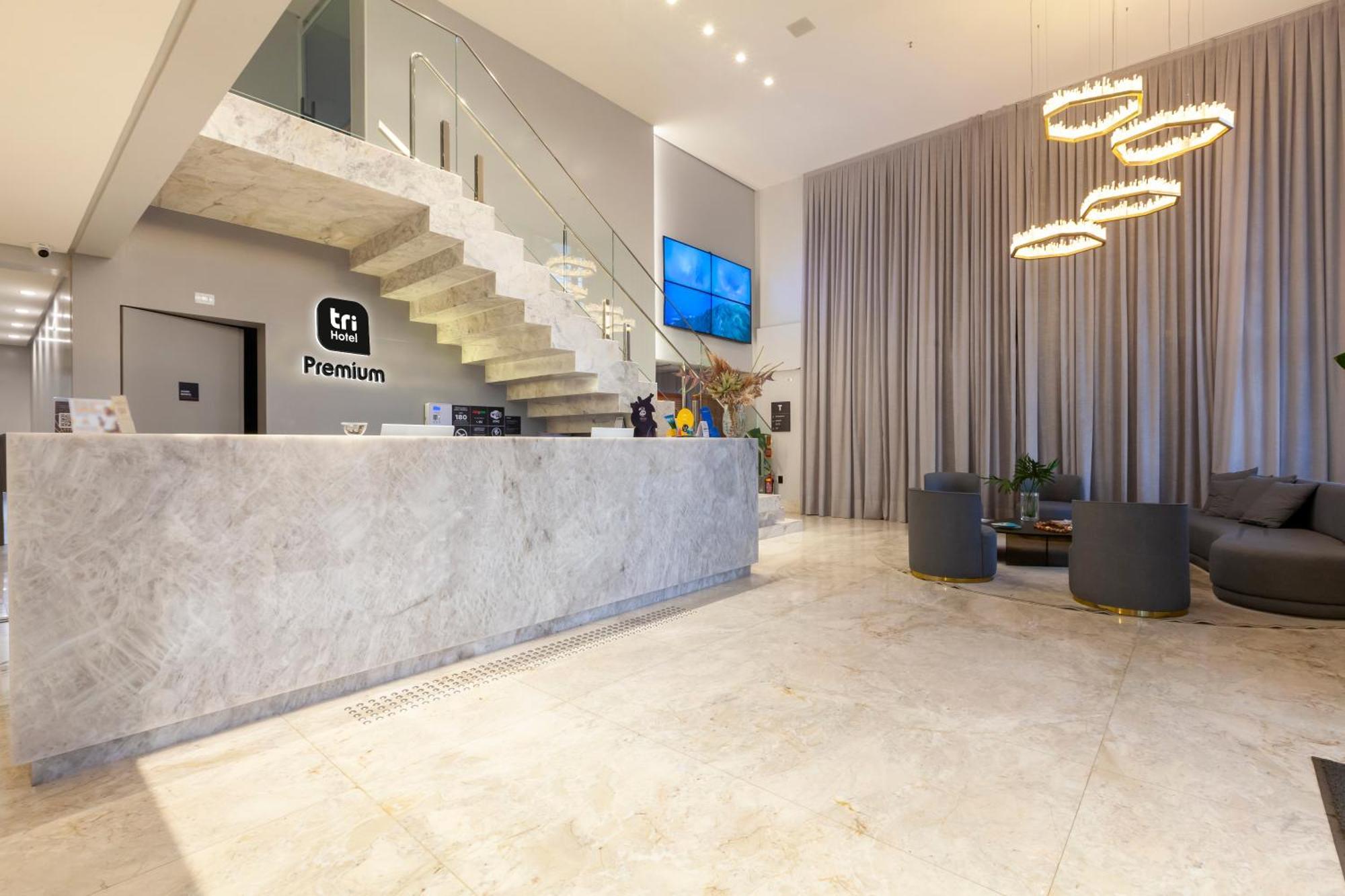 Tri Hotel Premium Itapema Extérieur photo